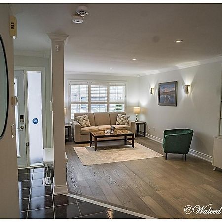 Sunroom House - 4 Bedrooms Mississauga Bagian luar foto