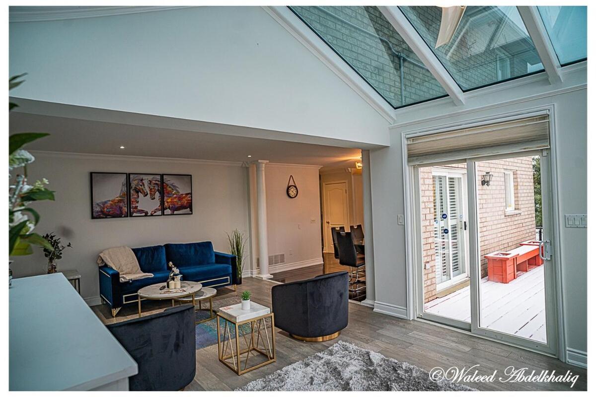 Sunroom House - 4 Bedrooms Mississauga Bagian luar foto