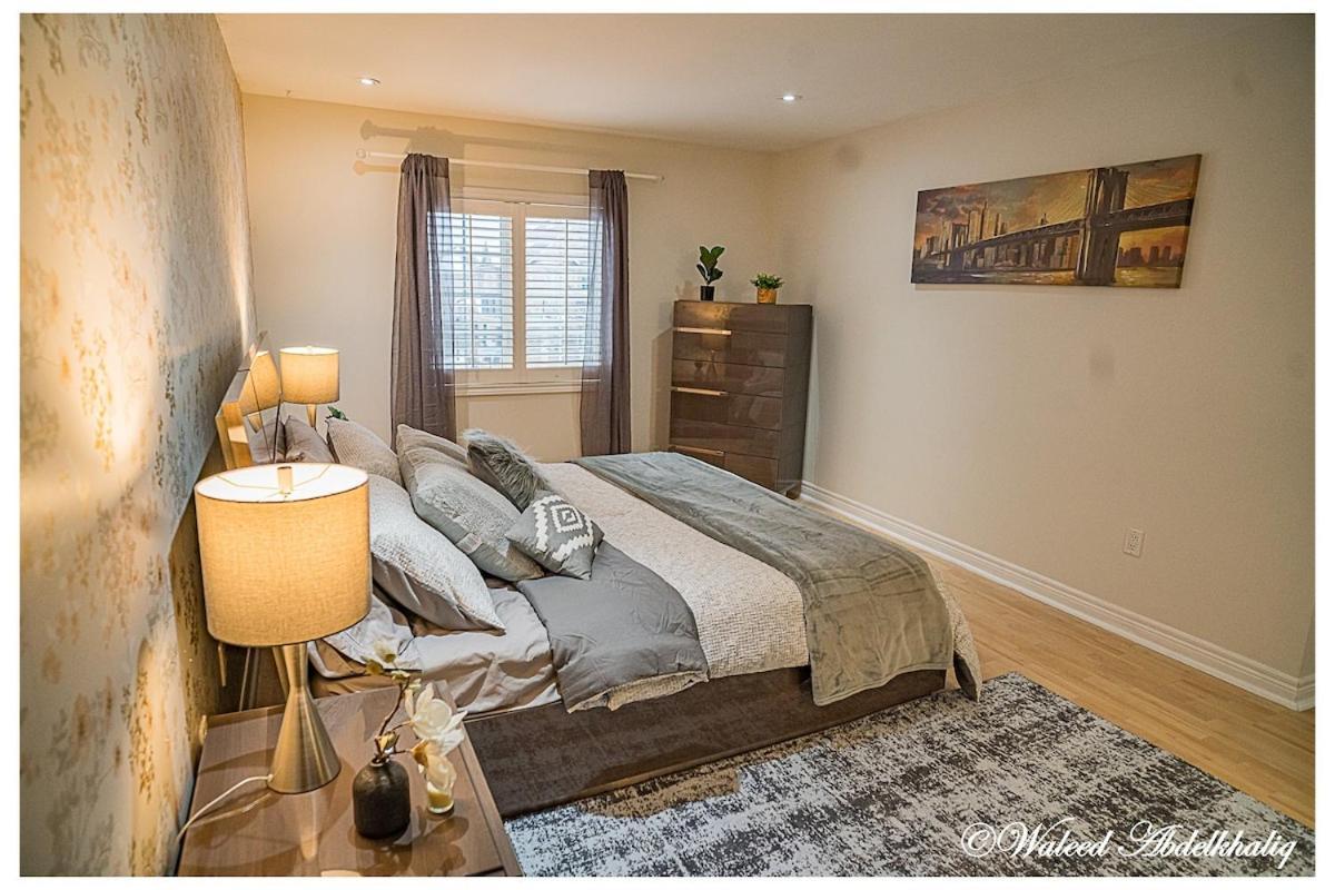 Sunroom House - 4 Bedrooms Mississauga Bagian luar foto
