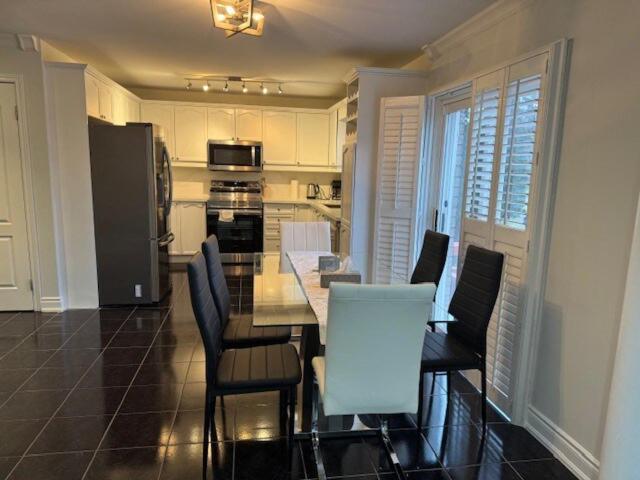 Sunroom House - 4 Bedrooms Mississauga Bagian luar foto