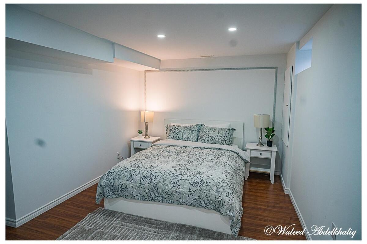 Sunroom House - 4 Bedrooms Mississauga Bagian luar foto