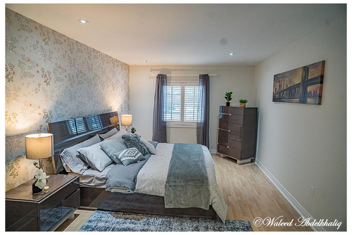 Sunroom House - 4 Bedrooms Mississauga Bagian luar foto