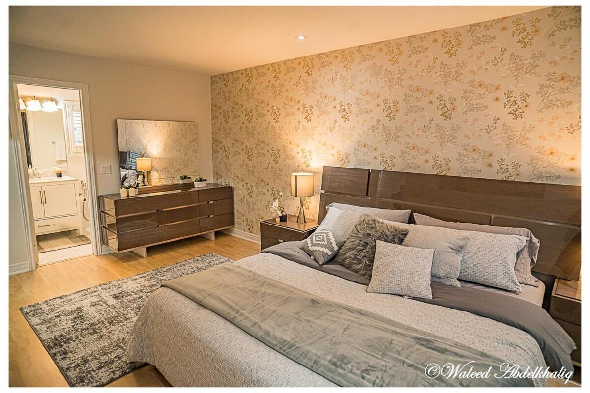 Sunroom House - 4 Bedrooms Mississauga Bagian luar foto